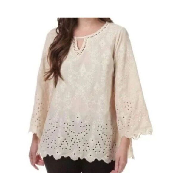 Velvet Cut-out Eyelet  Floral Bell Sleeve Peasant  Blouse NWT John Mark Dillards - Picture 1 of 12